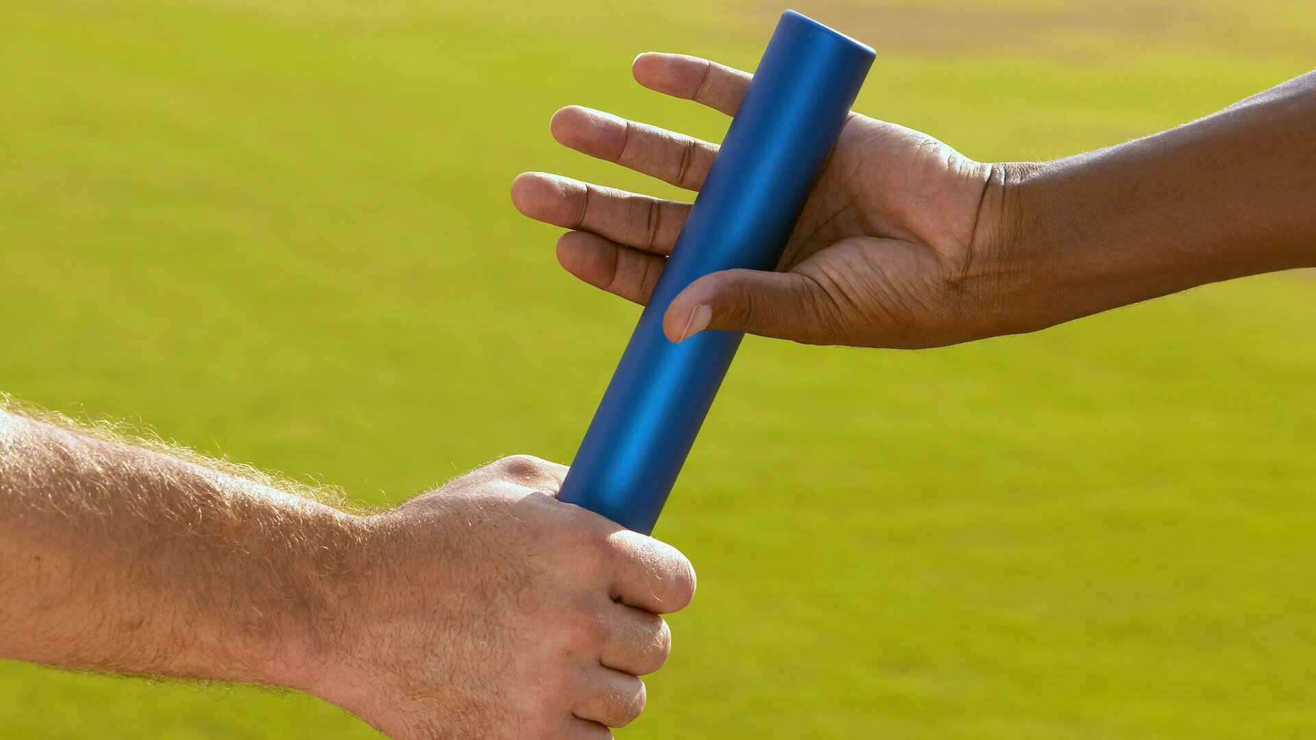 跨界称王,恩比德在F1街道赛的硬仗与篮球之王的胜利哲学